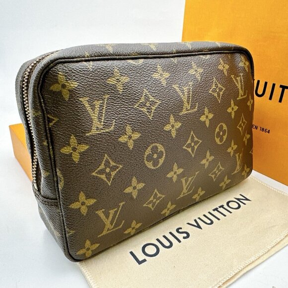 Authentic Louis Vuitton Monogram Trousse Toilette 23 Cosmetic Pouch Vanity Case - Picture 3 of 11